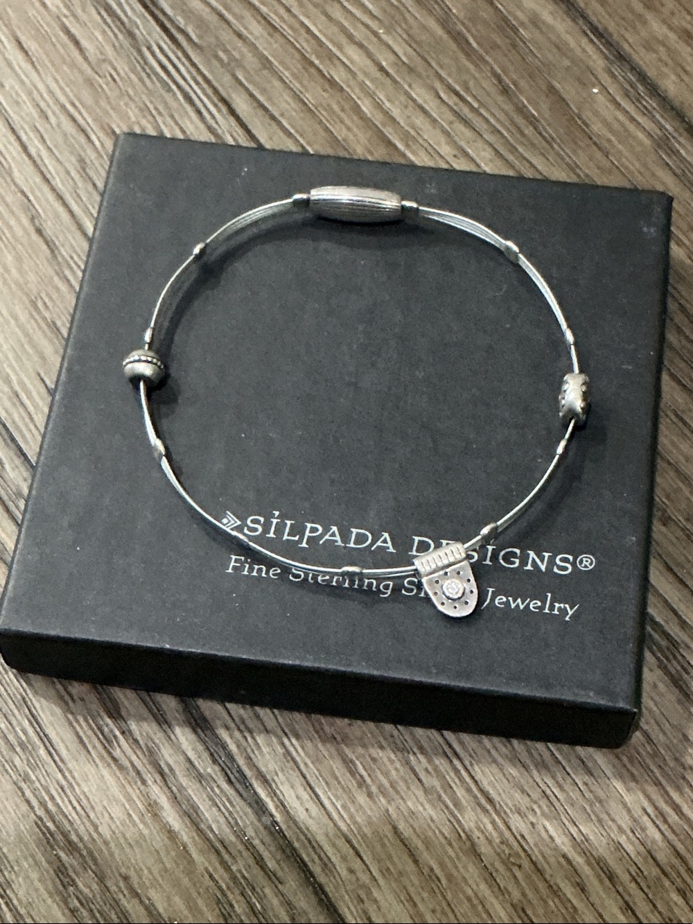 Silpada Sterling Silver Bangle Bracelet